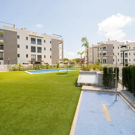 Valentino * Dehesa de Campoamor (Orihuela Costa)